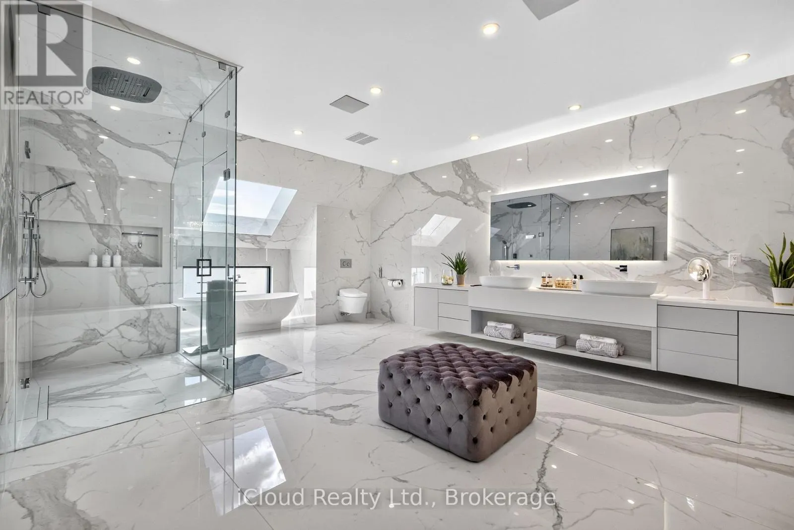 11 PEBBLE BEACH DRIVE