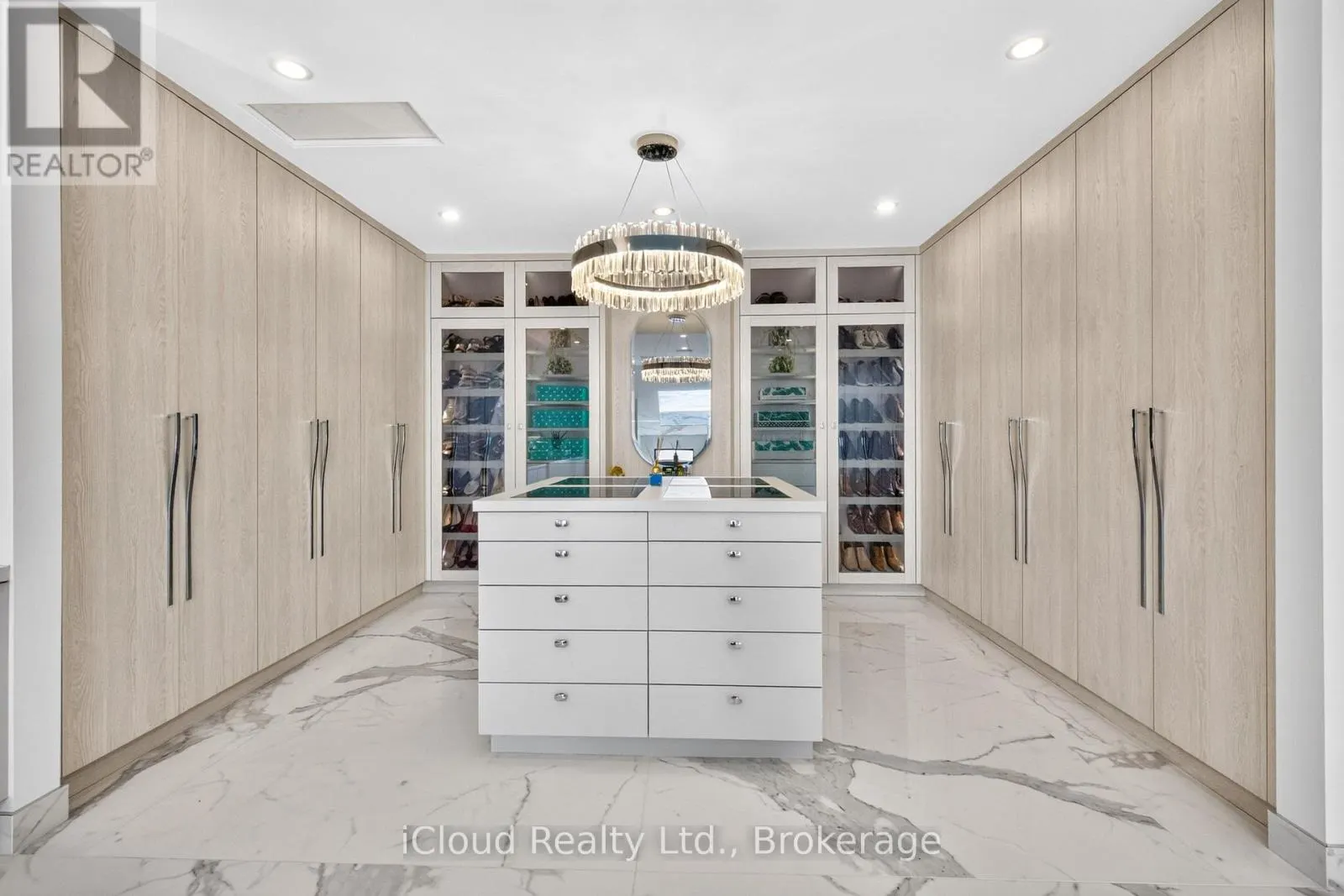 11 PEBBLE BEACH DRIVE