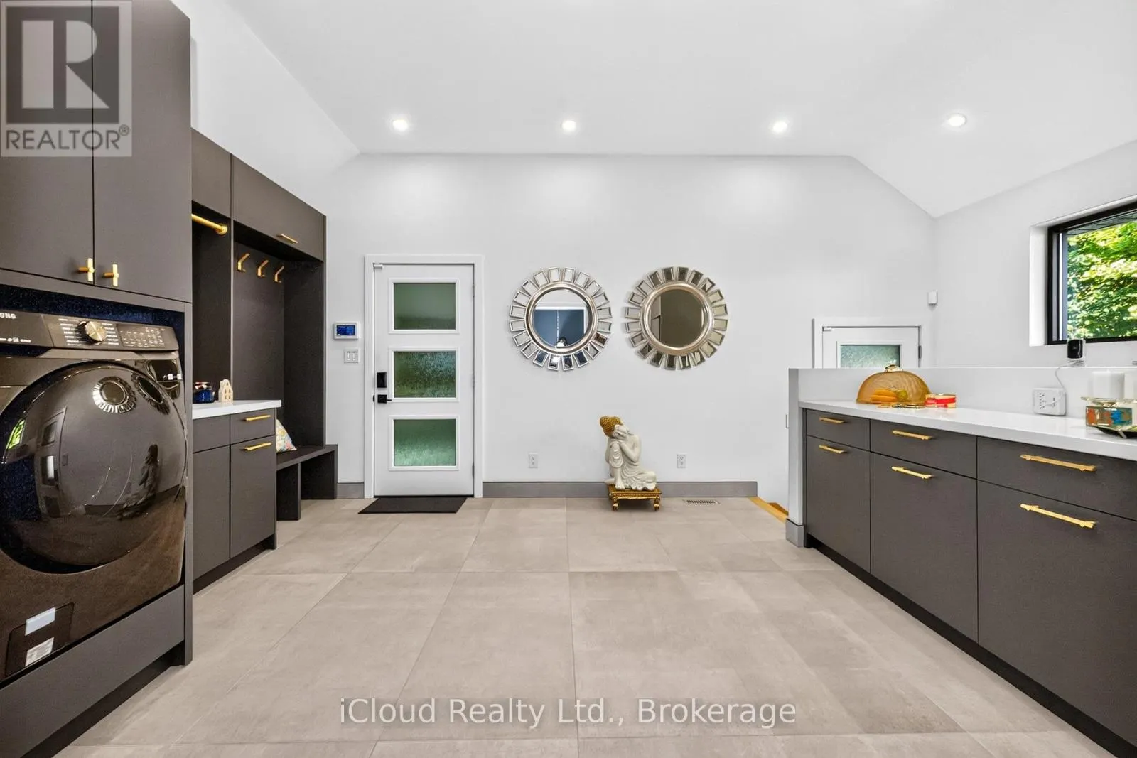 11 PEBBLE BEACH DRIVE