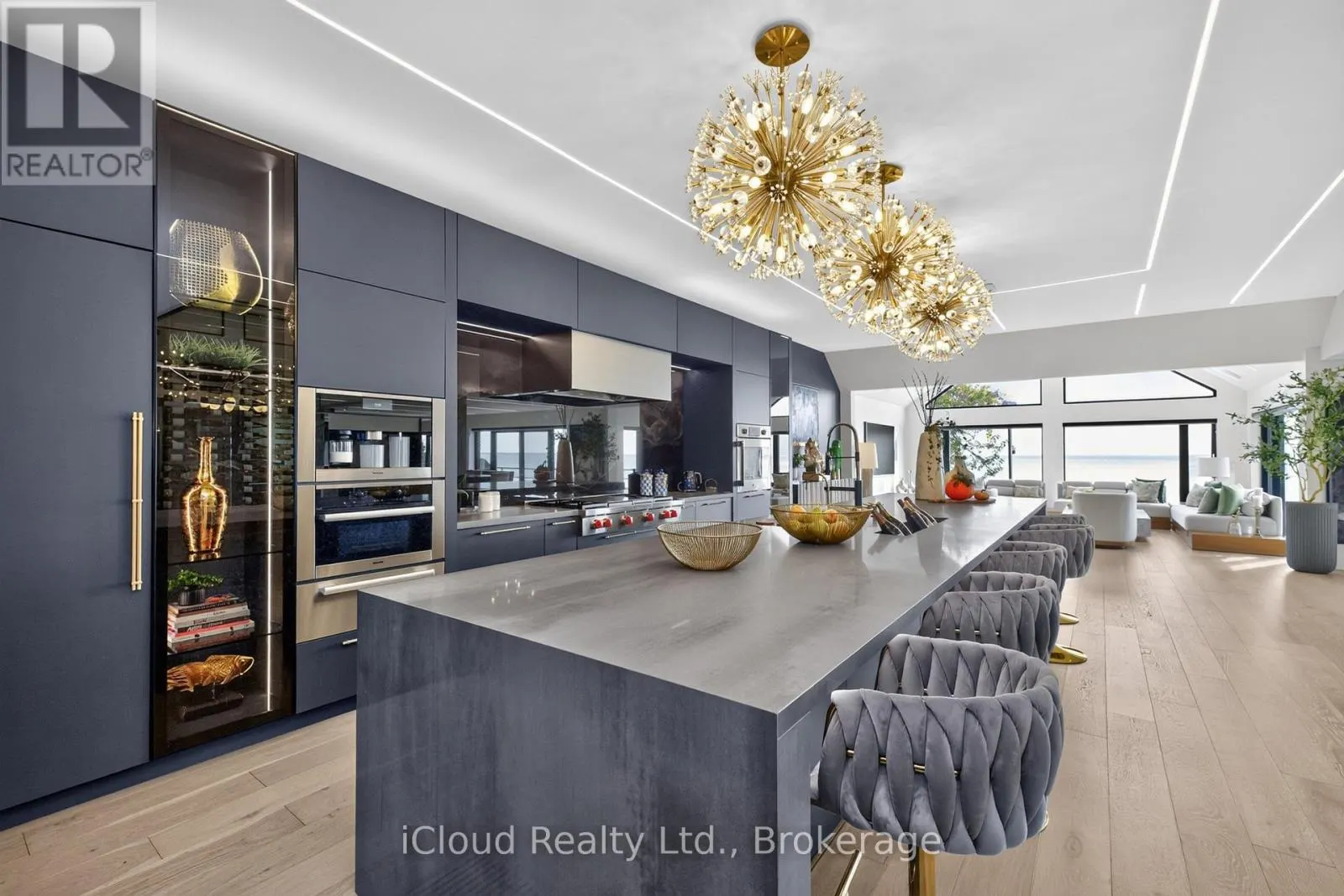 11 PEBBLE BEACH DRIVE