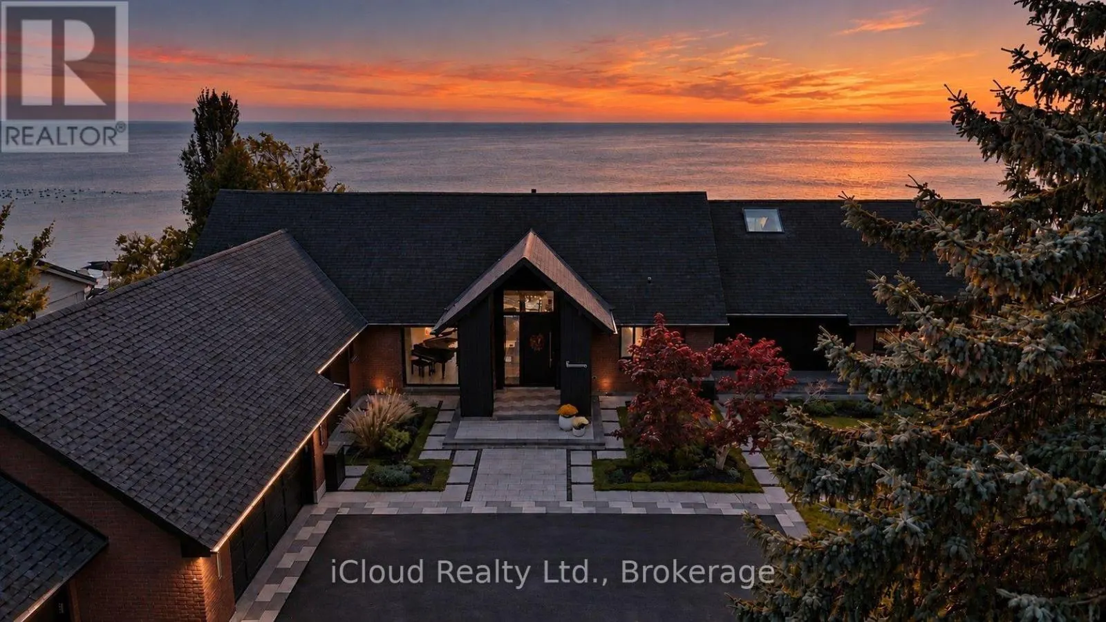 11 PEBBLE BEACH DRIVE