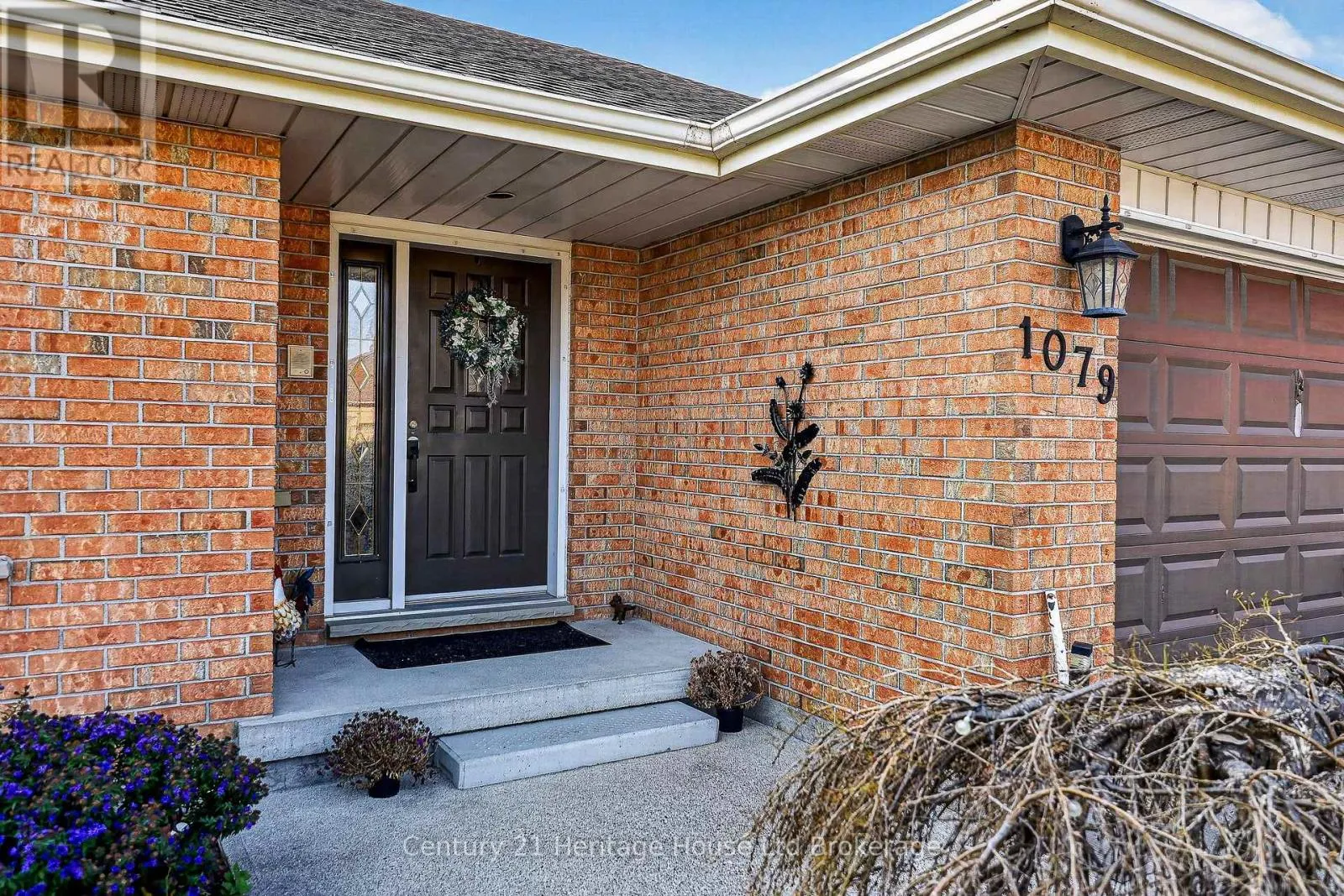 1079 PEARSON DRIVE