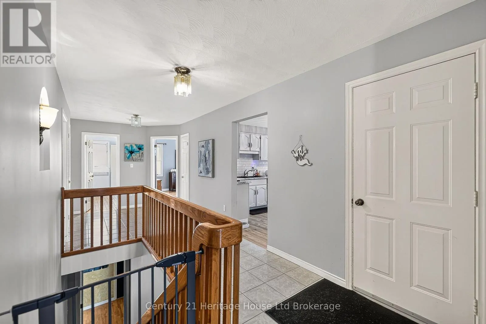 1079 PEARSON DRIVE