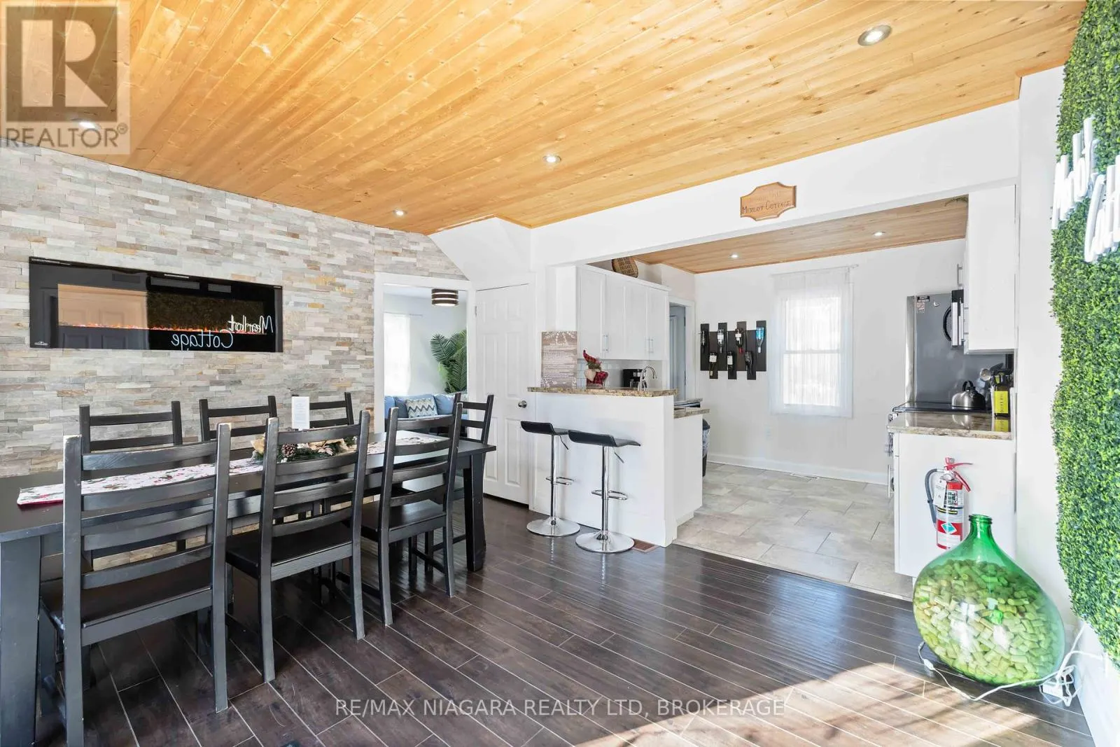 1459 NIAGARA STONE ROAD