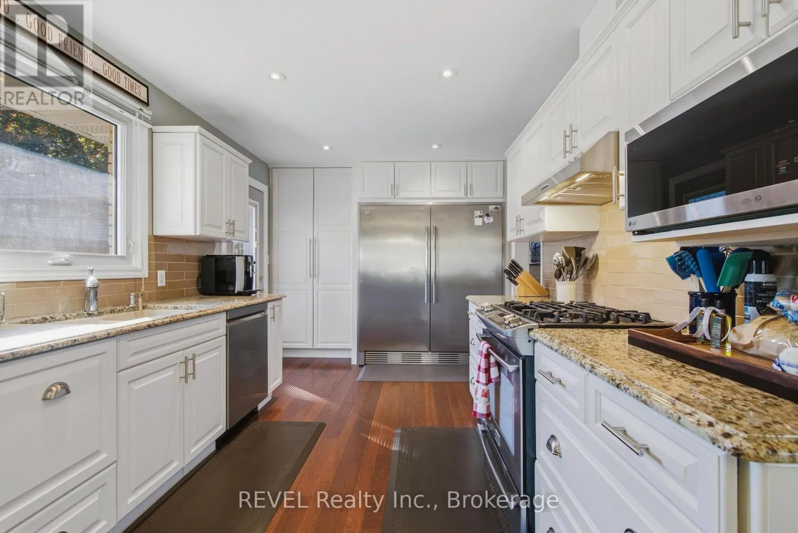 23 ROYAL YORK ROAD