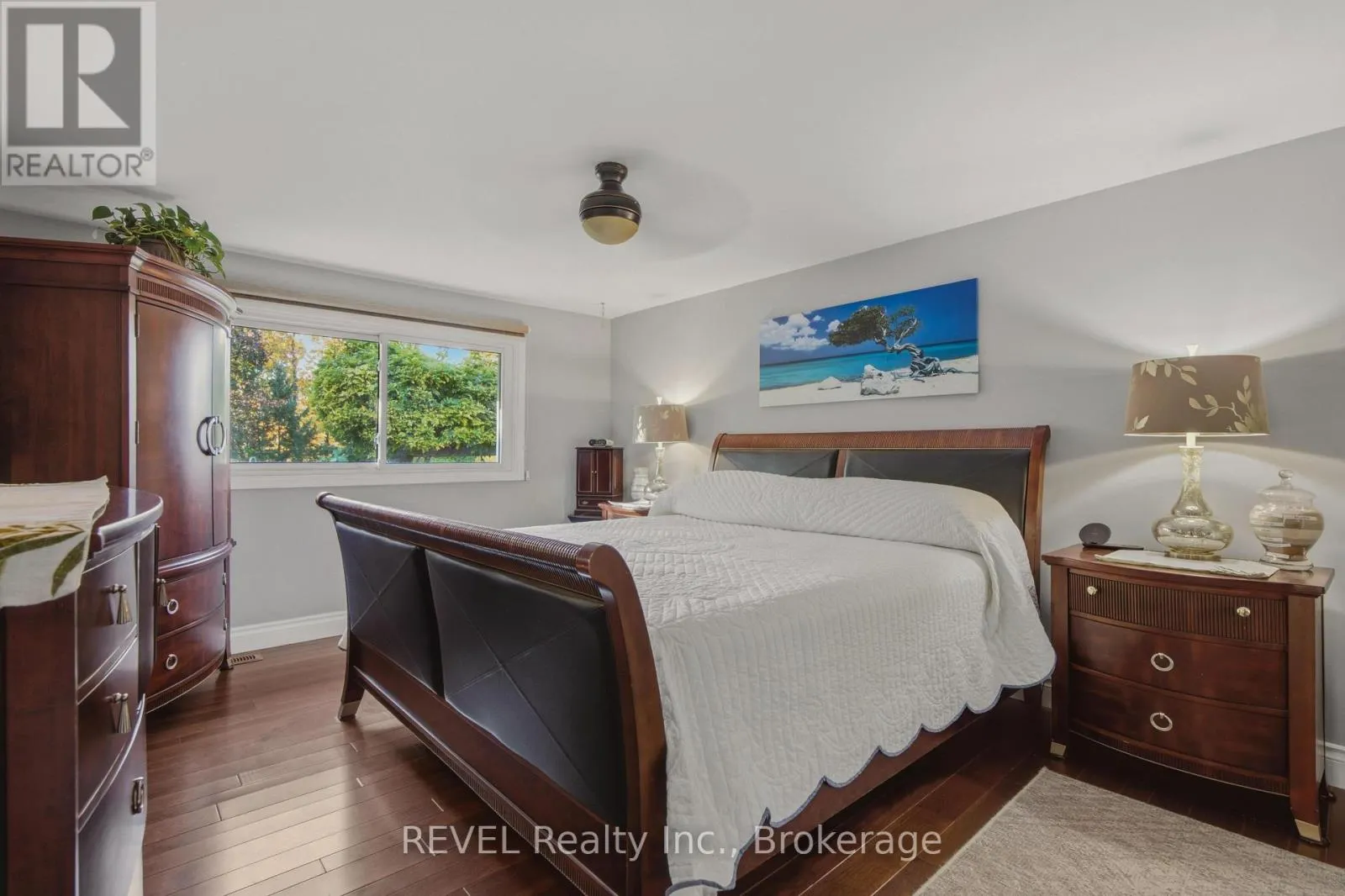 23 ROYAL YORK ROAD