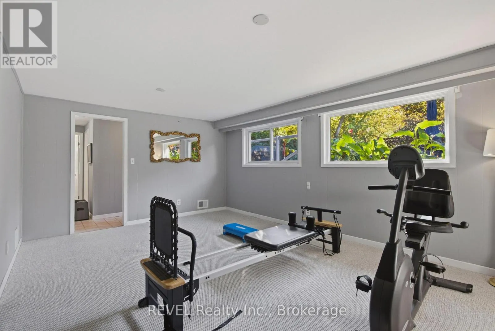 23 ROYAL YORK ROAD