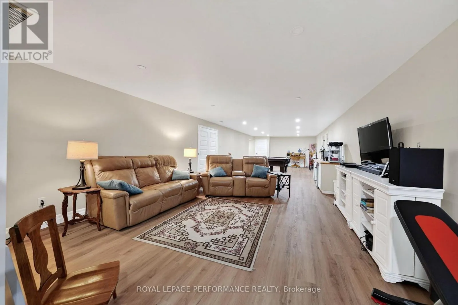 6727 YACHT BOULEVARD