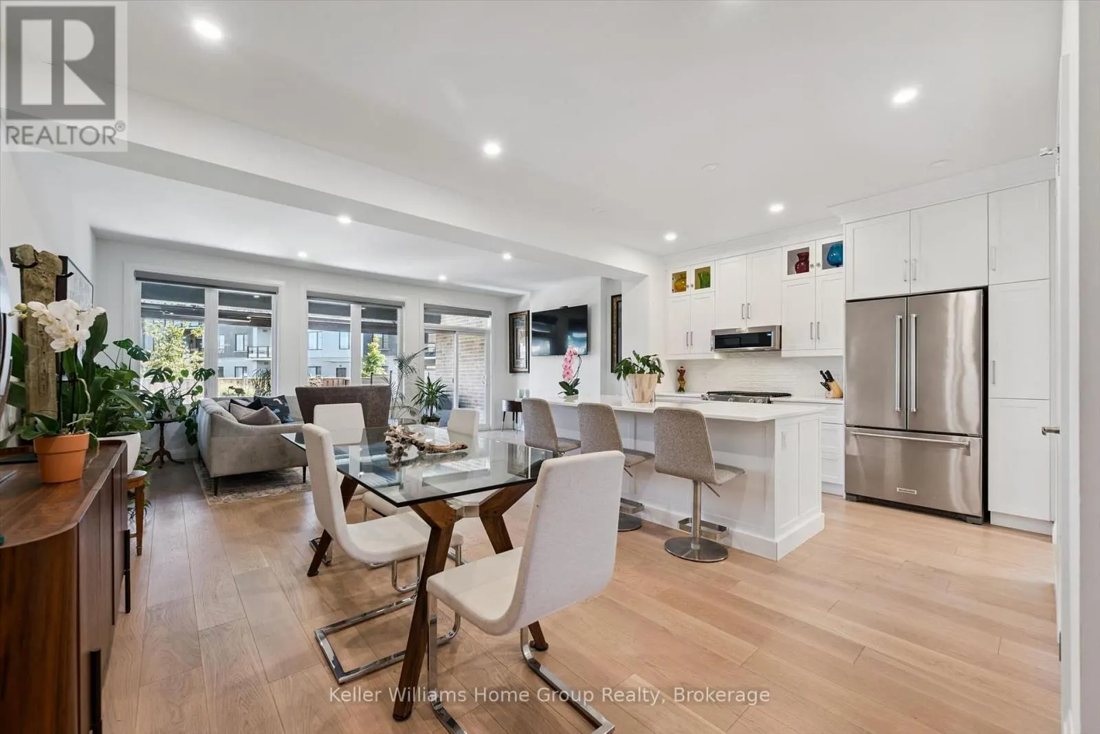 63 REA DRIVE
