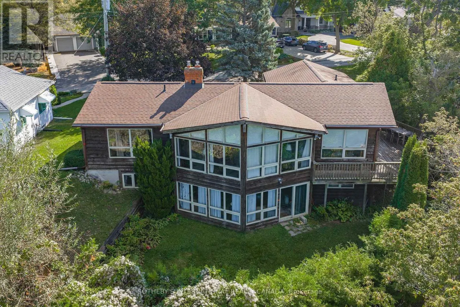 471 MAPLE AVENUE