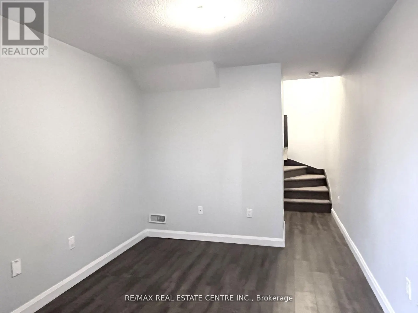 47 - 1169 GARNER ROAD E