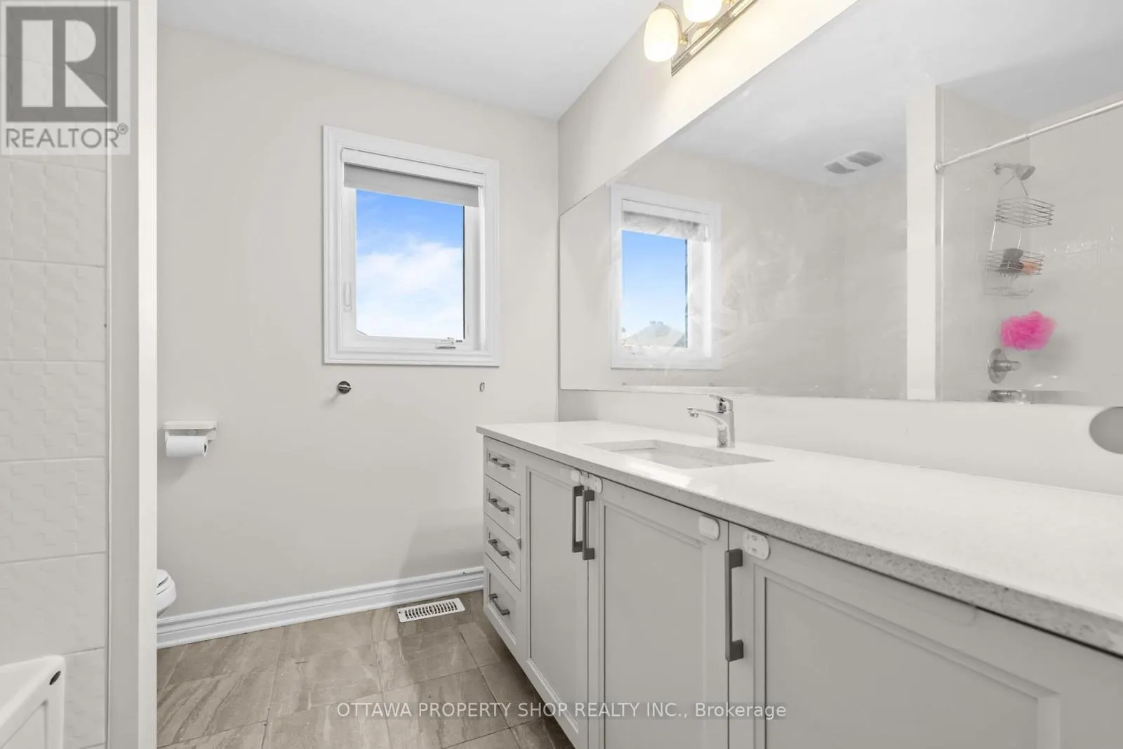 54 ERAMOSA CRESCENT