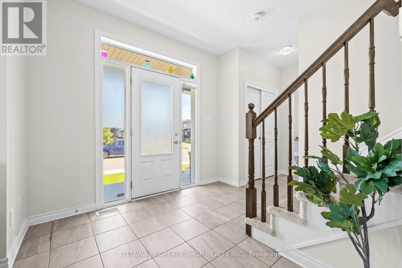 54 ERAMOSA CRESCENT