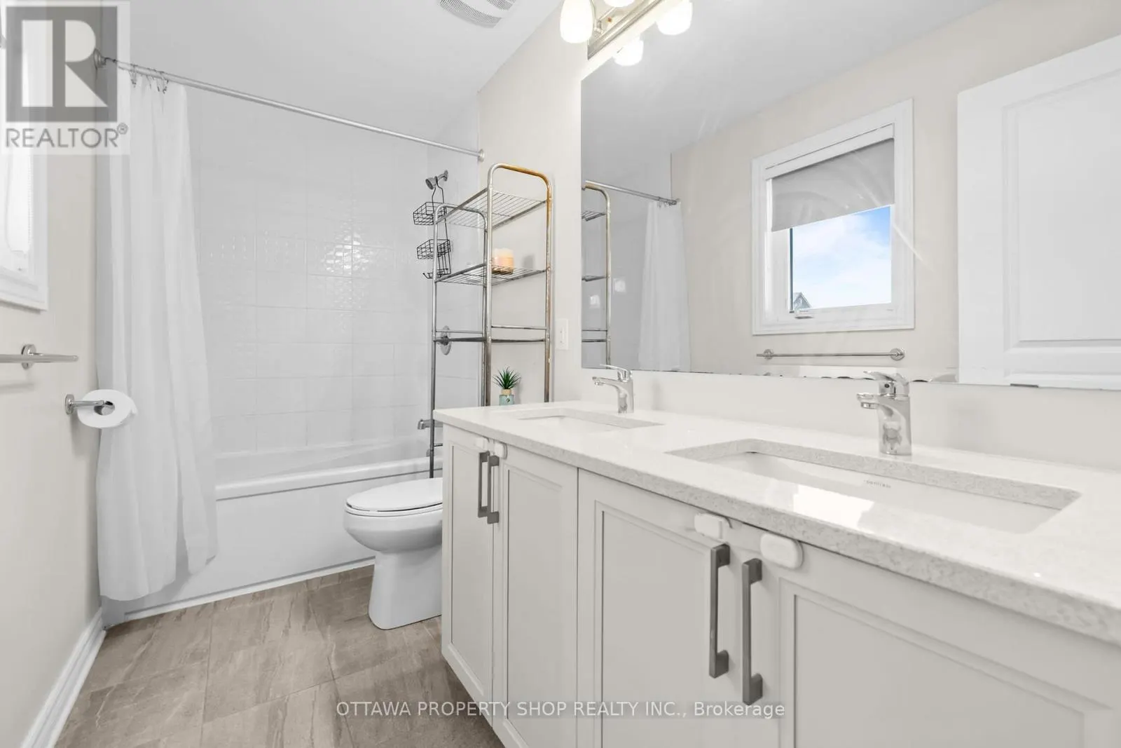 54 ERAMOSA CRESCENT