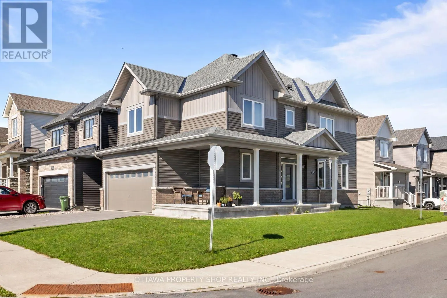 54 ERAMOSA CRESCENT