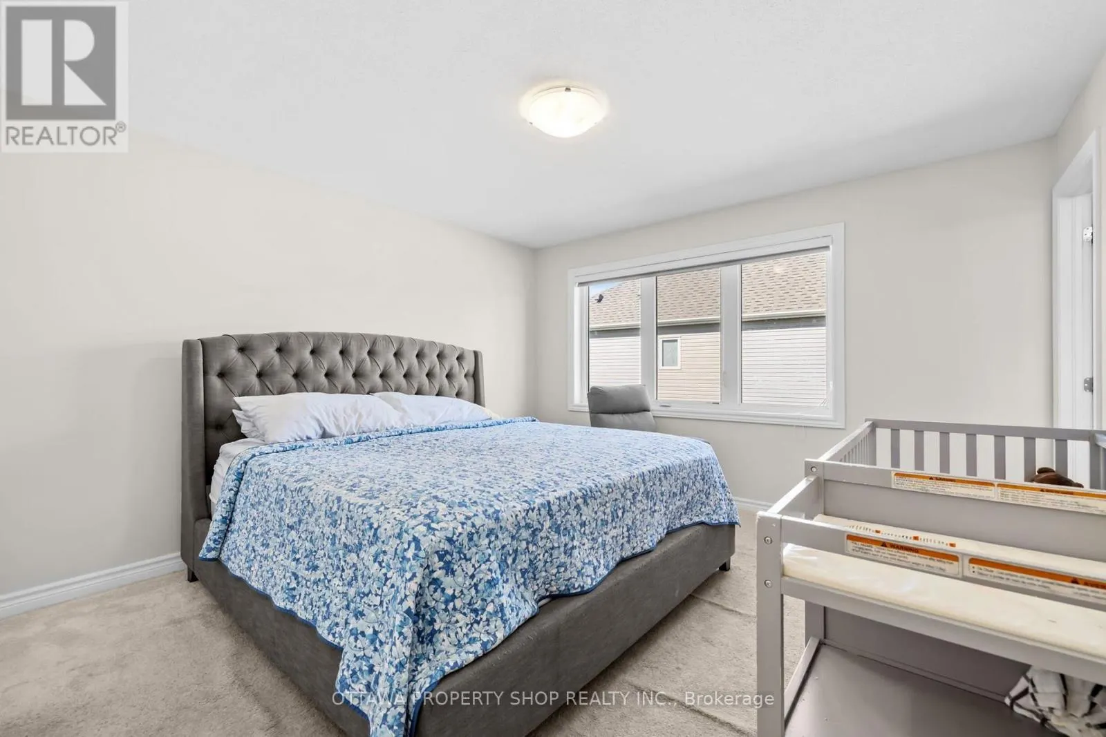 54 ERAMOSA CRESCENT