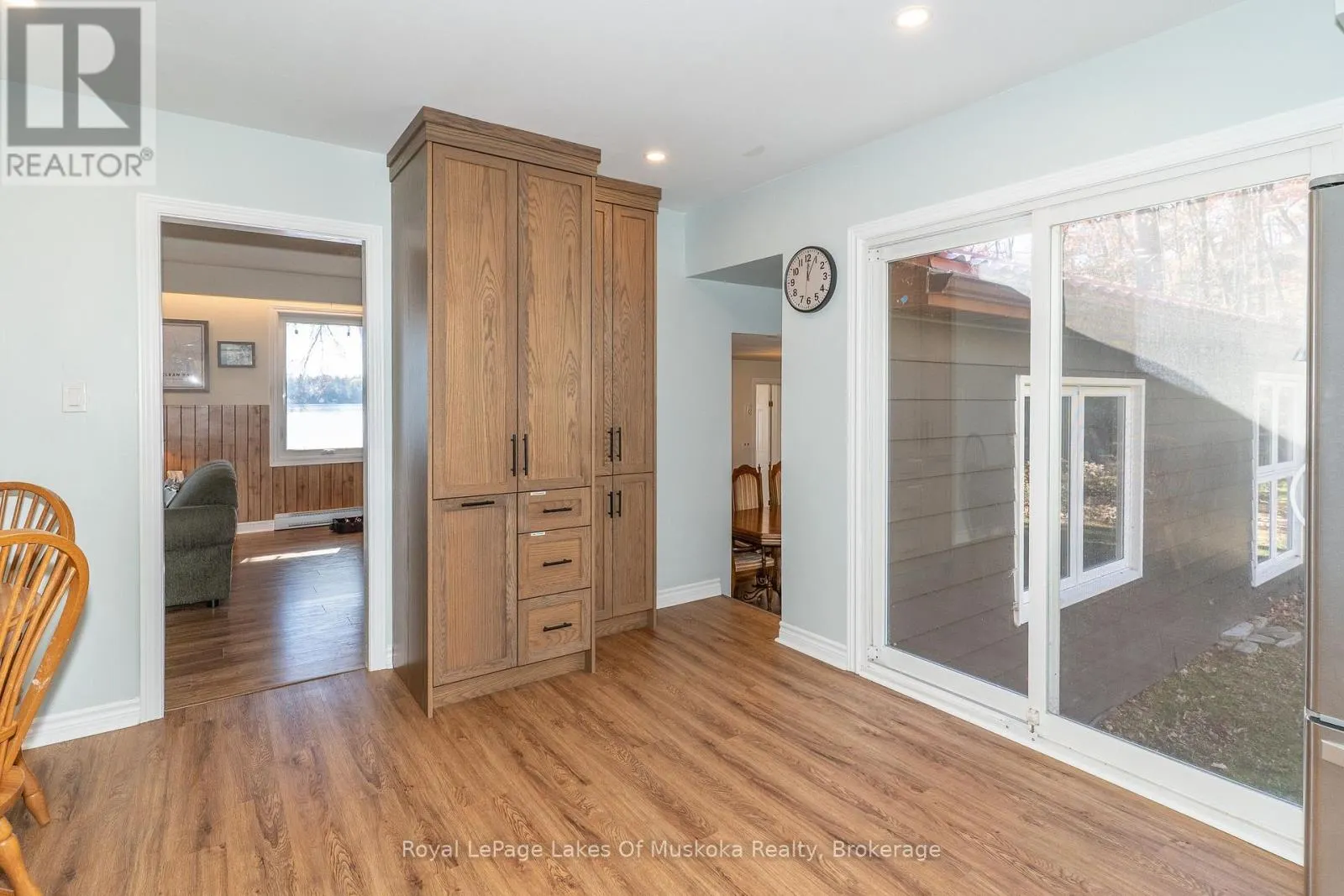 1003 HEINTZMAN GATE