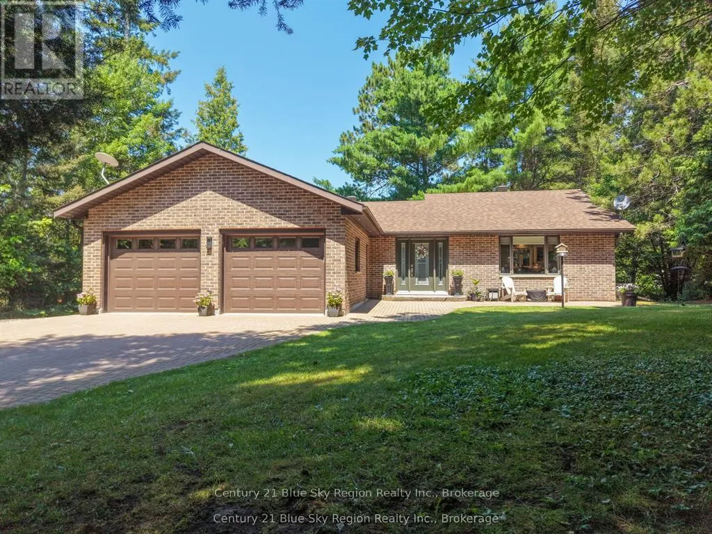 731 MACPHERSON DRIVE