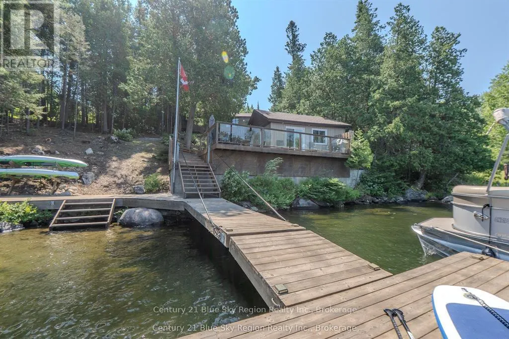 731 MACPHERSON DRIVE