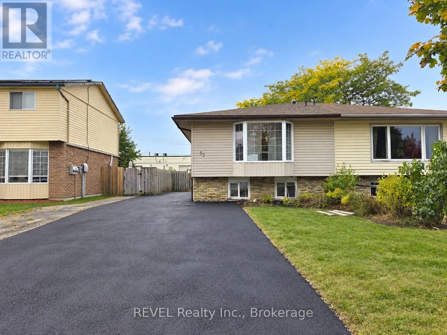 UPPER - 52 BULA DRIVE #UPPER