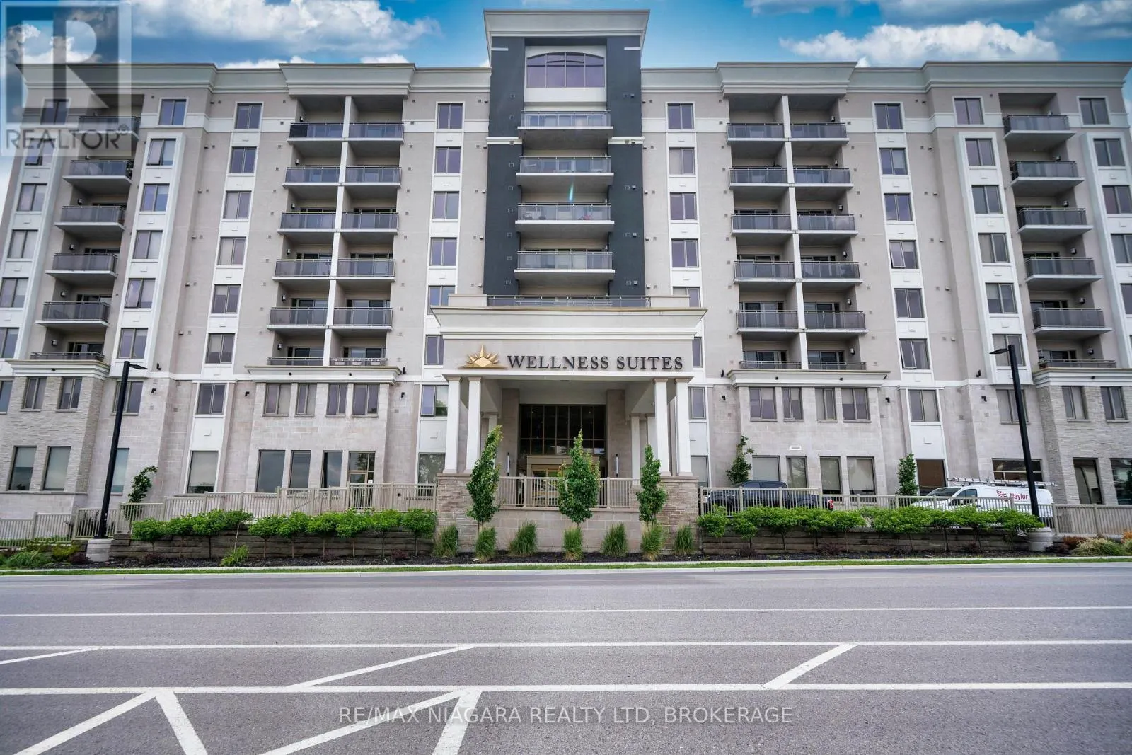 814 - 5698 MAIN STREET #814