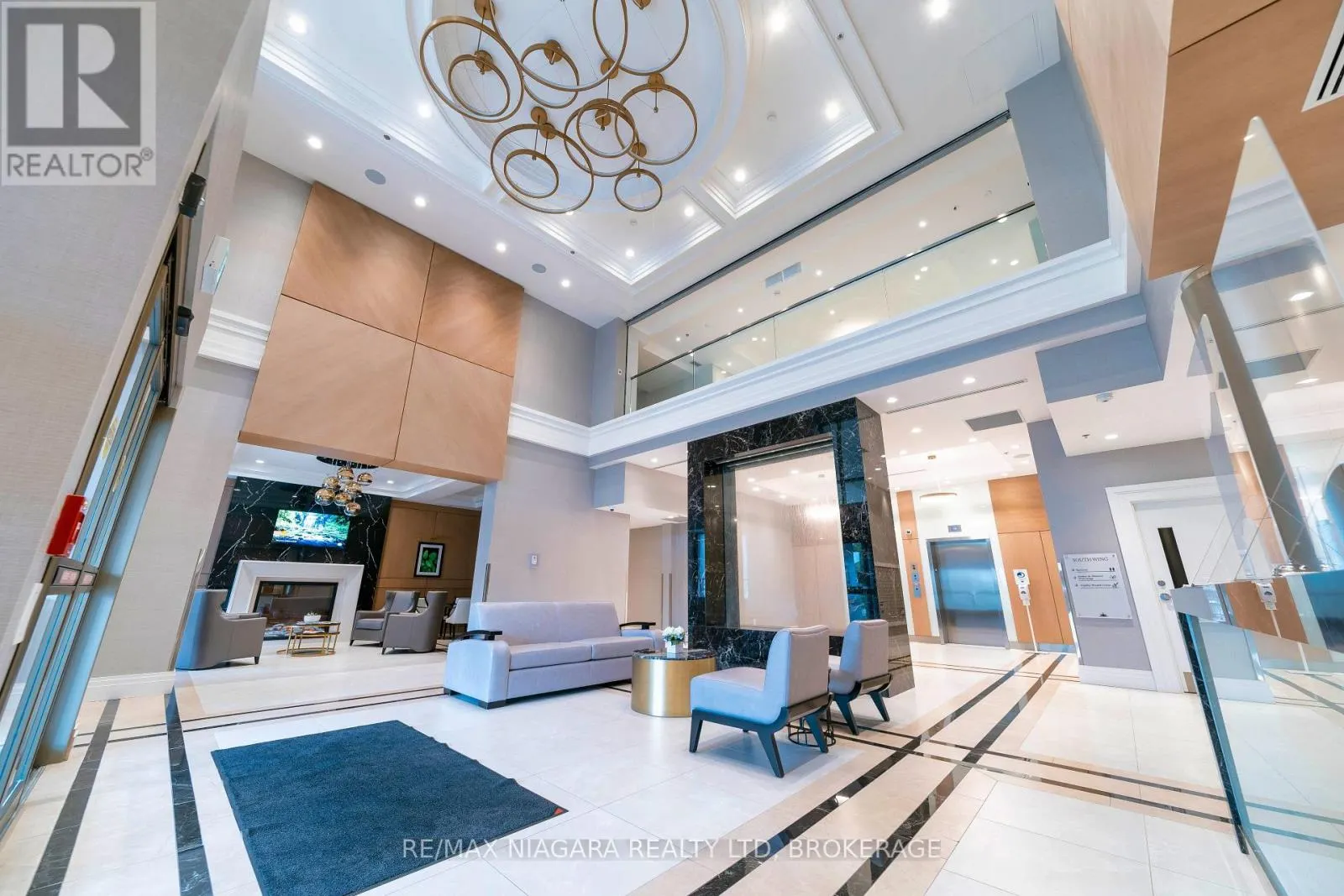 814 - 5698 MAIN STREET #814