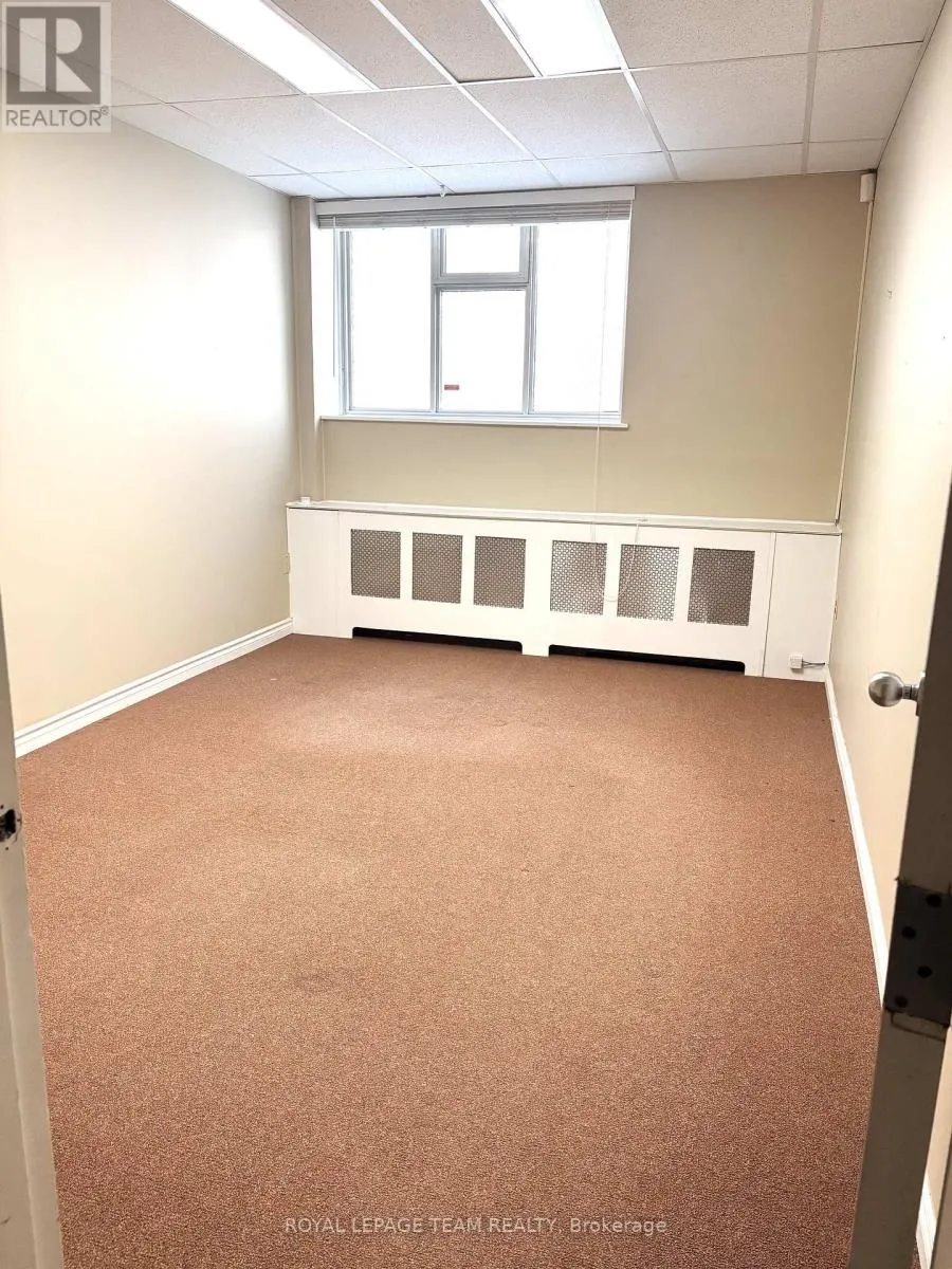 192 SOMERSET STREET W