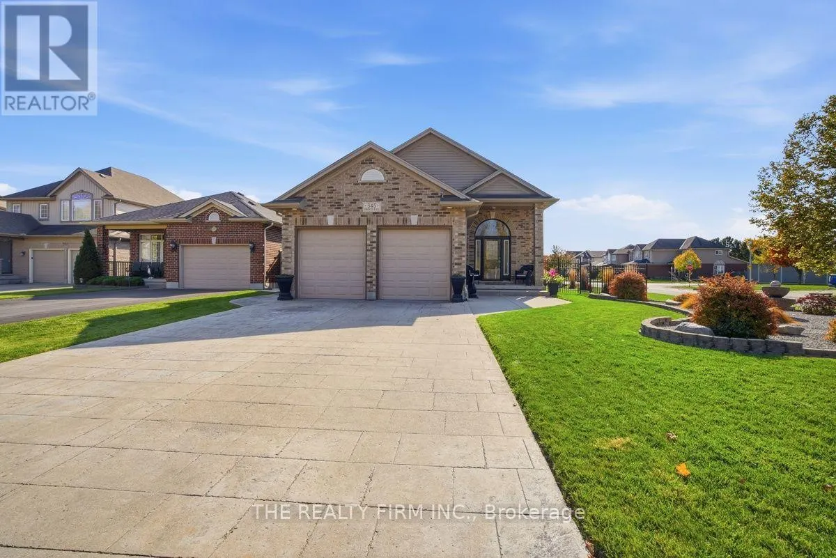 345 PORTRUSH PLACE