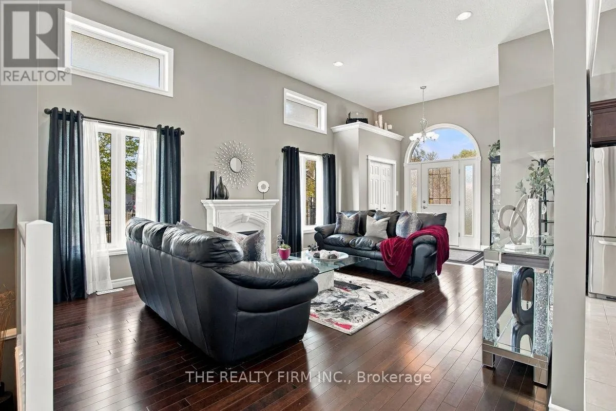345 PORTRUSH PLACE