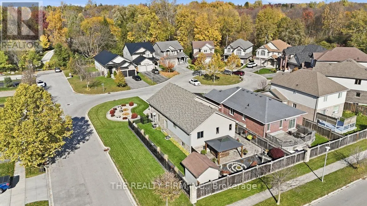 345 PORTRUSH PLACE