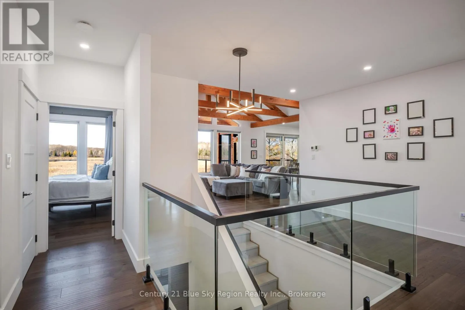 903 CORBEIL ROAD