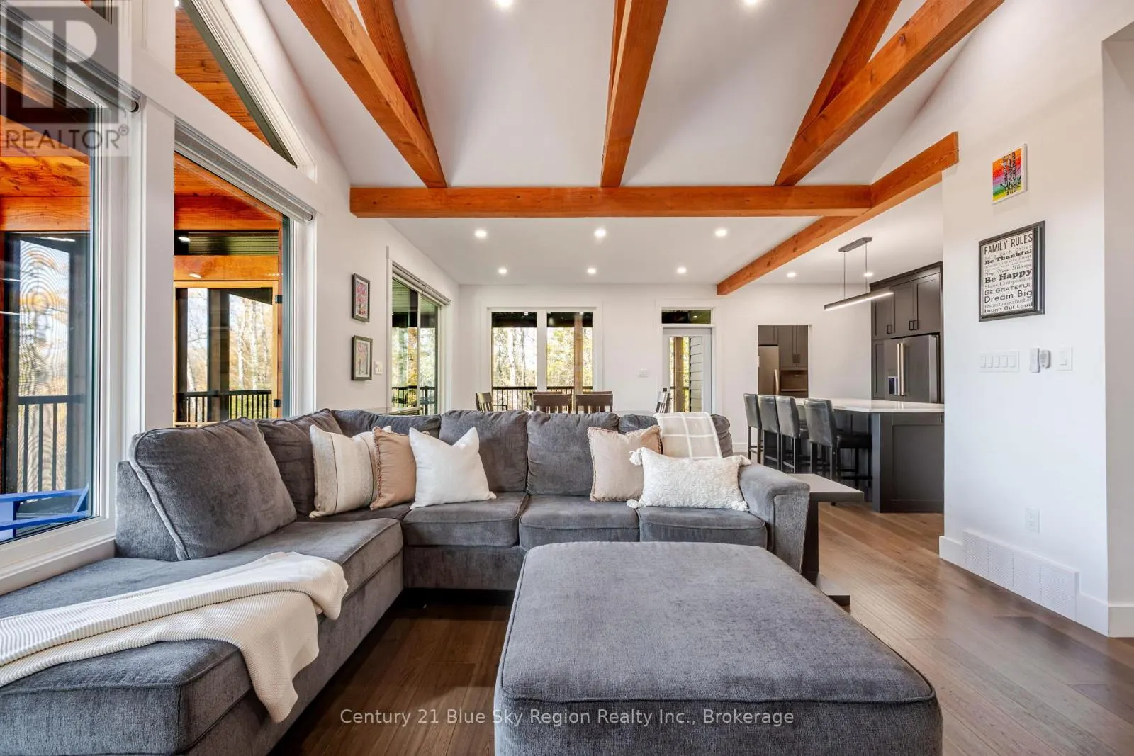 903 CORBEIL ROAD