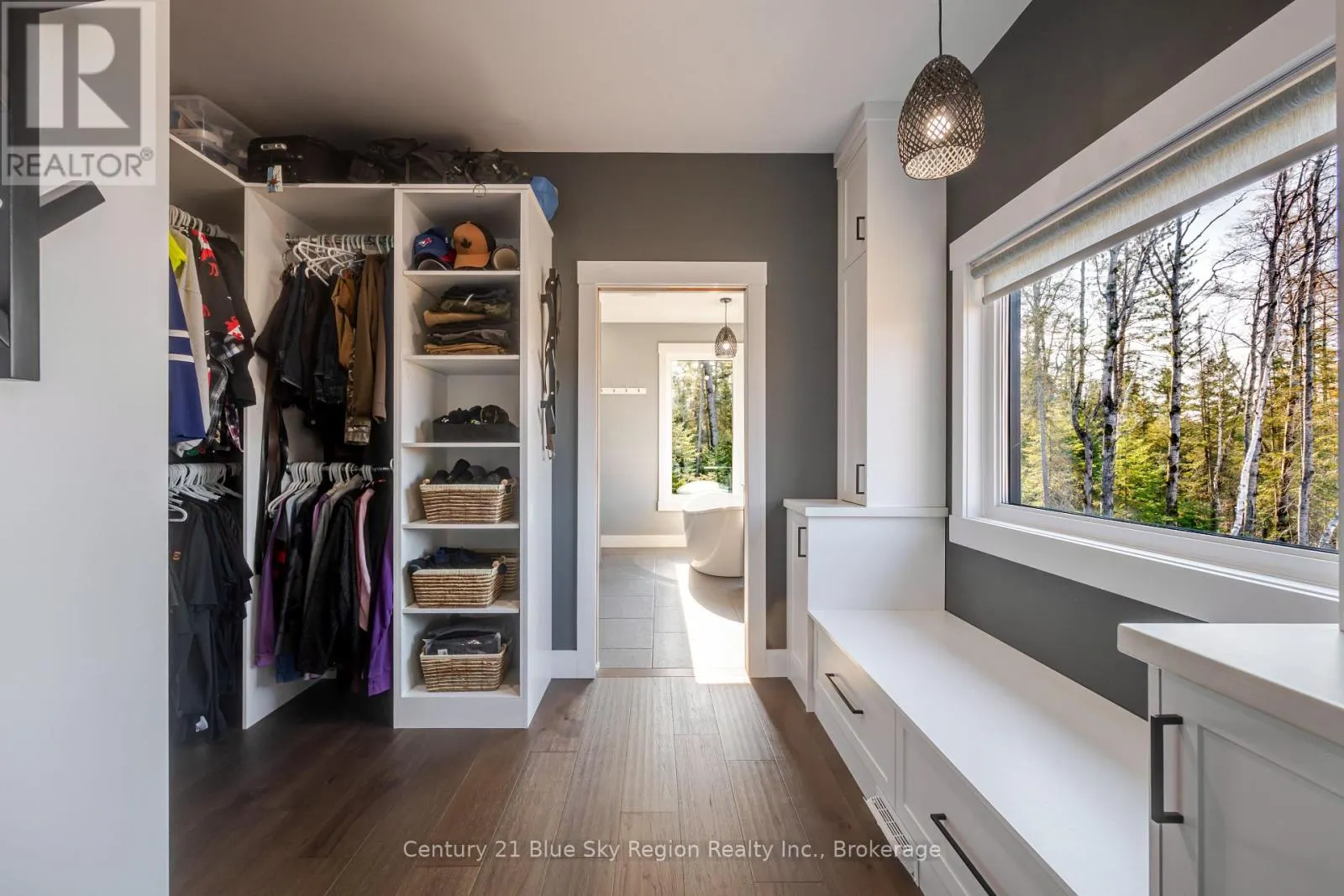 903 CORBEIL ROAD