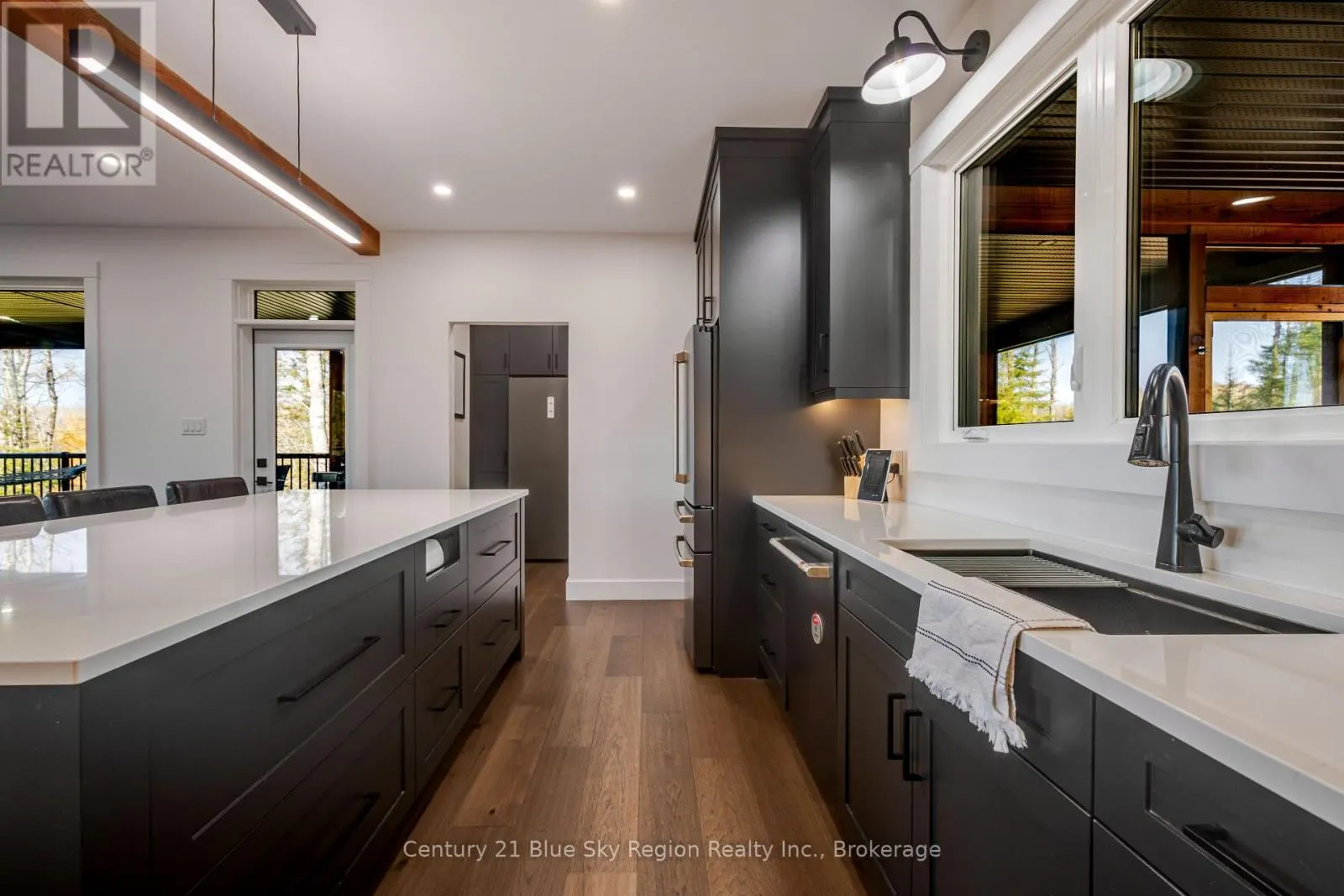 903 CORBEIL ROAD