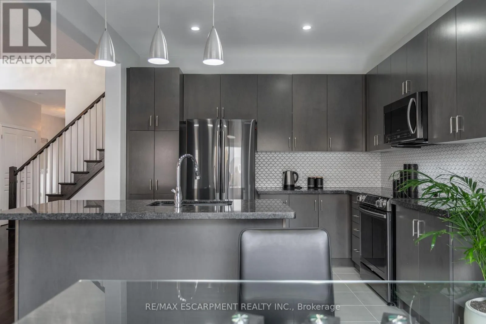 56 COLORADO BOULEVARD
