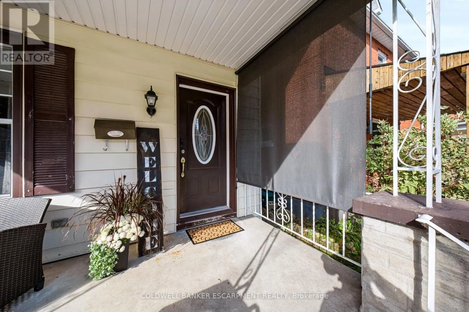 18 LOWREY AVENUE N