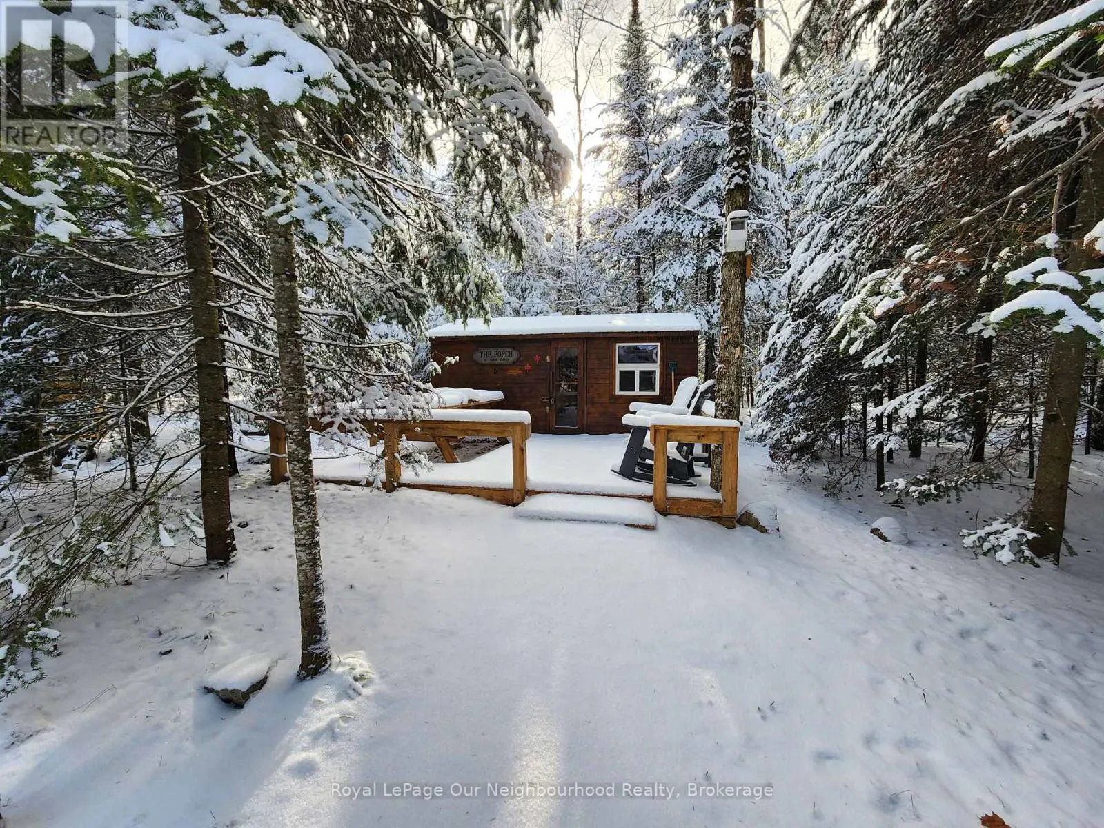 1042 SKI RIDGE TRAIL