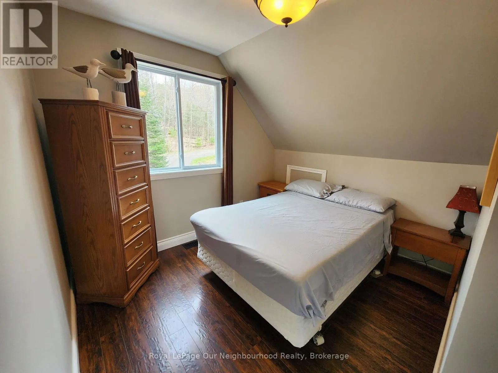 1042 SKI RIDGE TRAIL