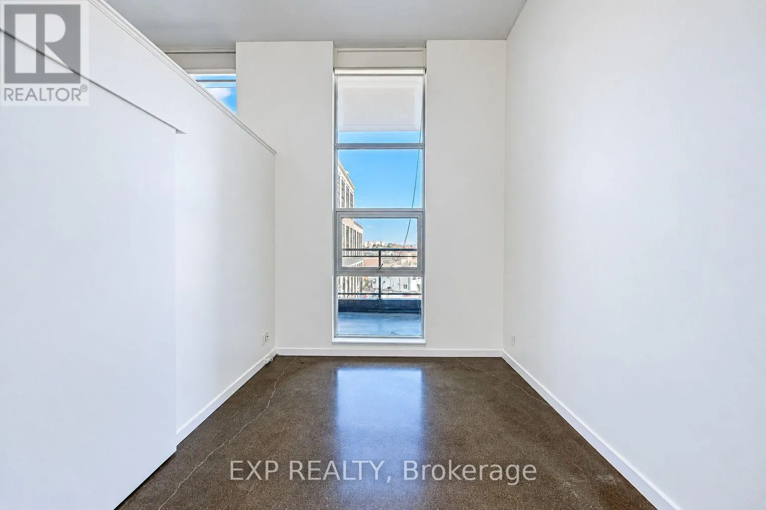 507 - 404 KING STREET W