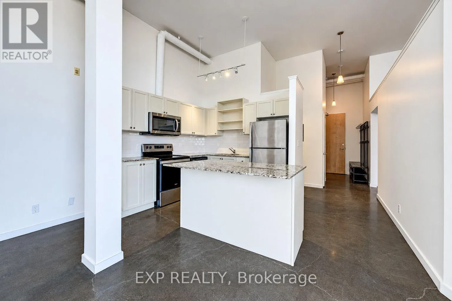 507 - 404 KING STREET W