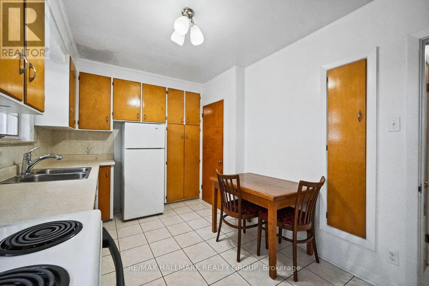 234 COLUMBUS AVENUE