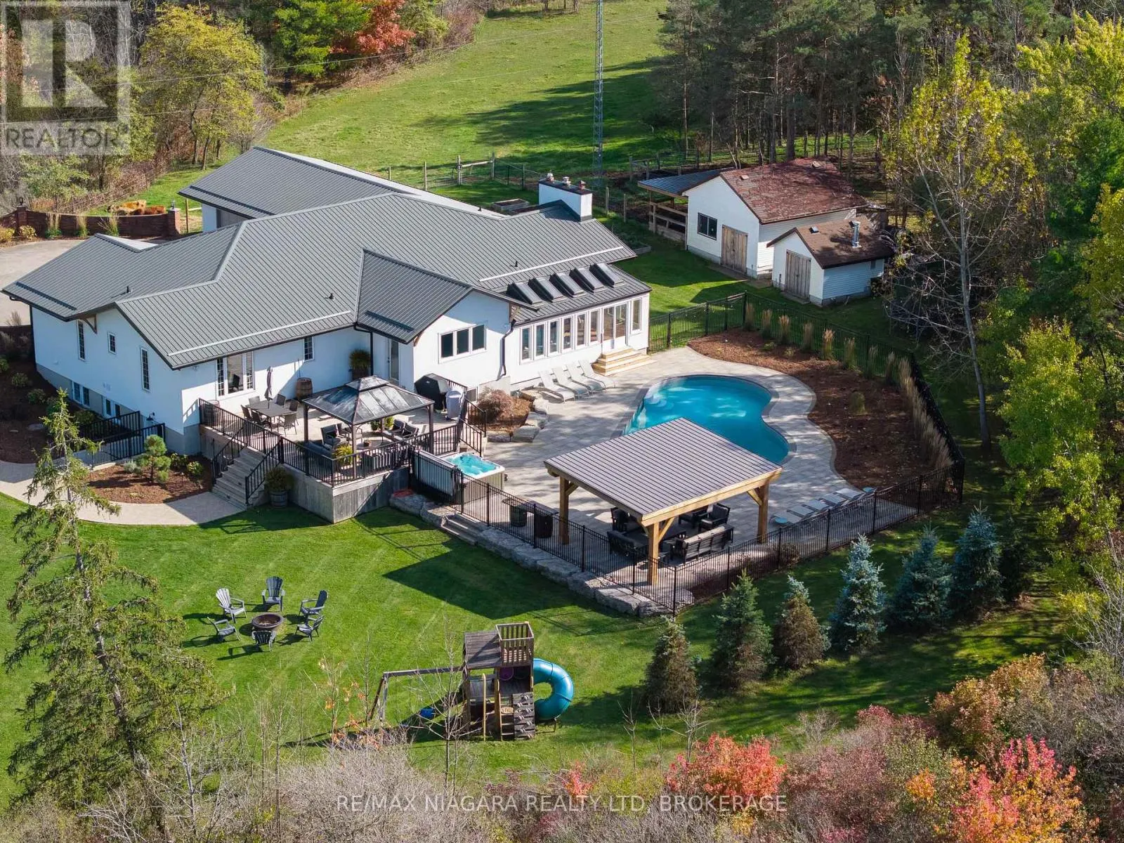 340 ROLAND ROAD