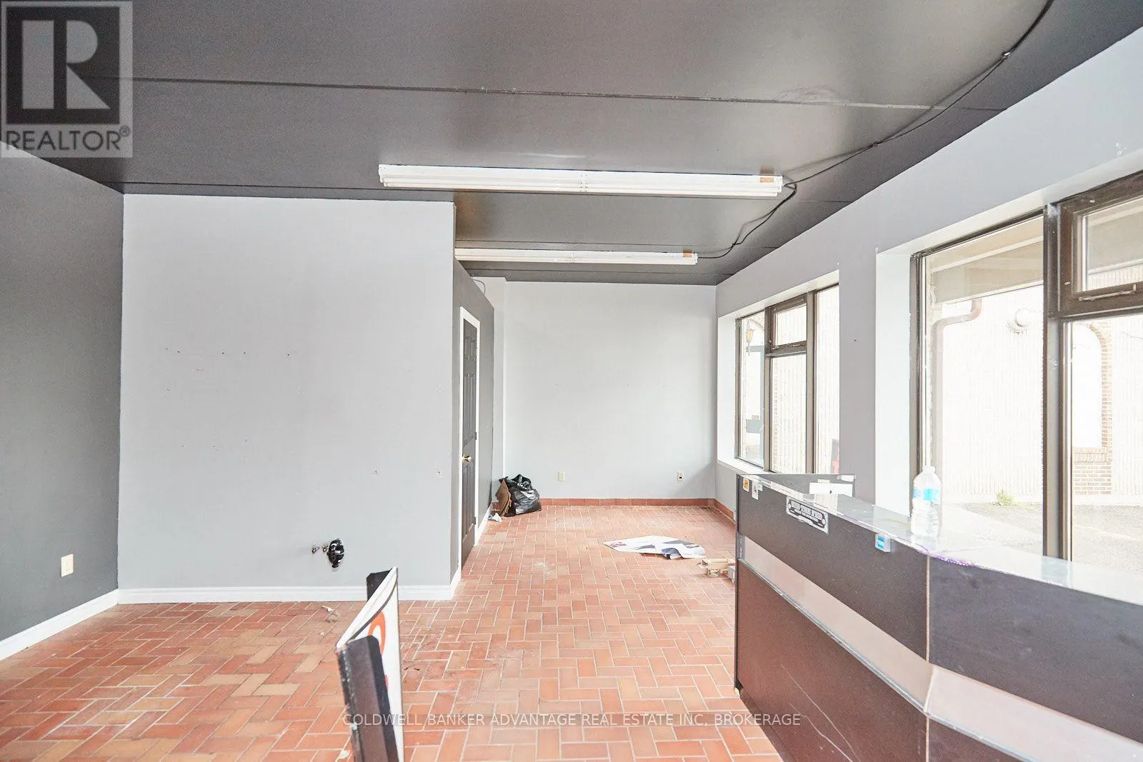2 - 192 MAPLE AVENUE #2