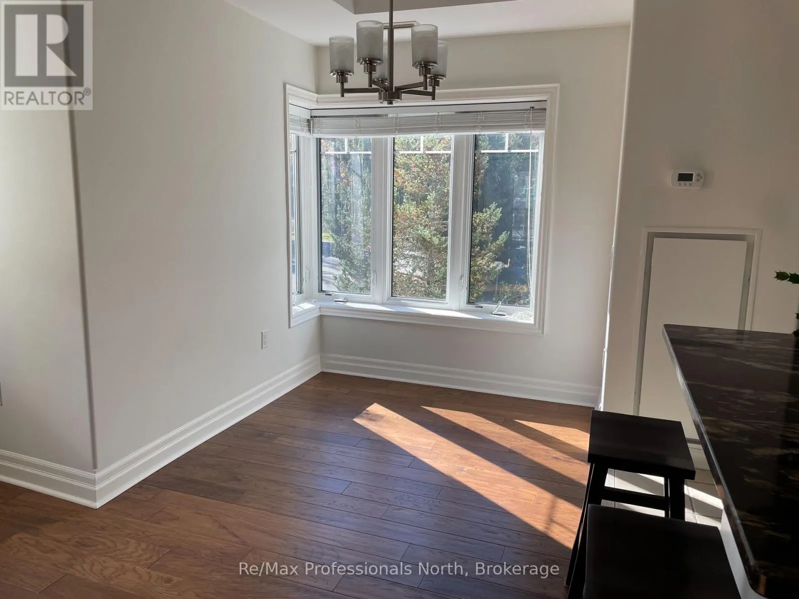 207 - 110 STEAMSHIP BAY ROAD #207