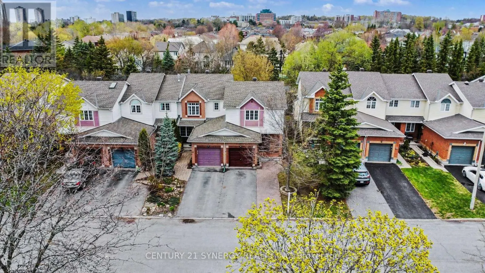54 MEADOWCROFT CRESCENT