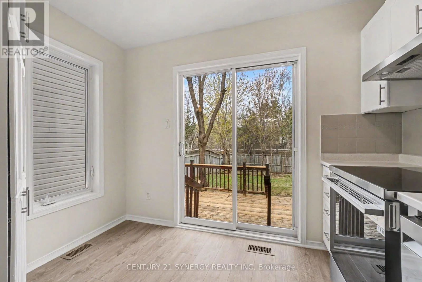 54 MEADOWCROFT CRESCENT