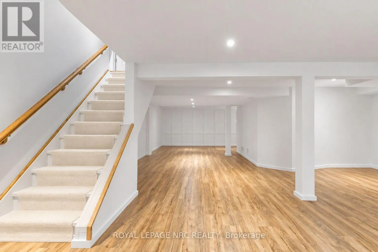 7 CHRISTOPHER STREET