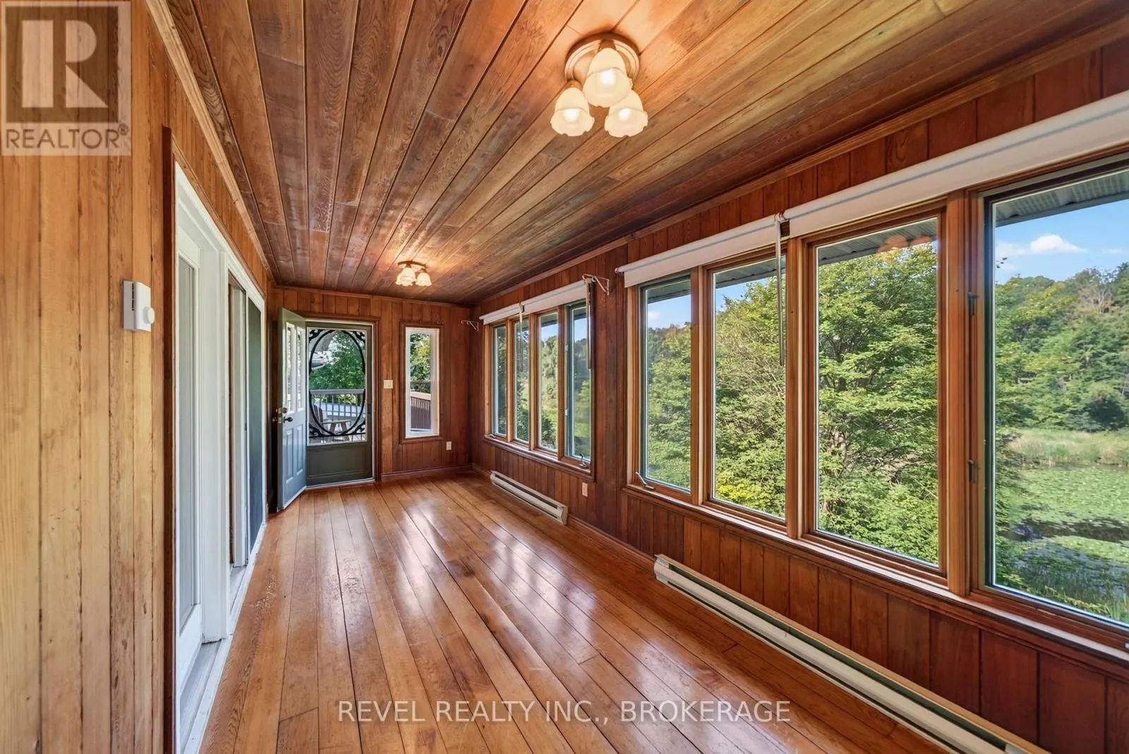 5383 RIDEAU ROAD