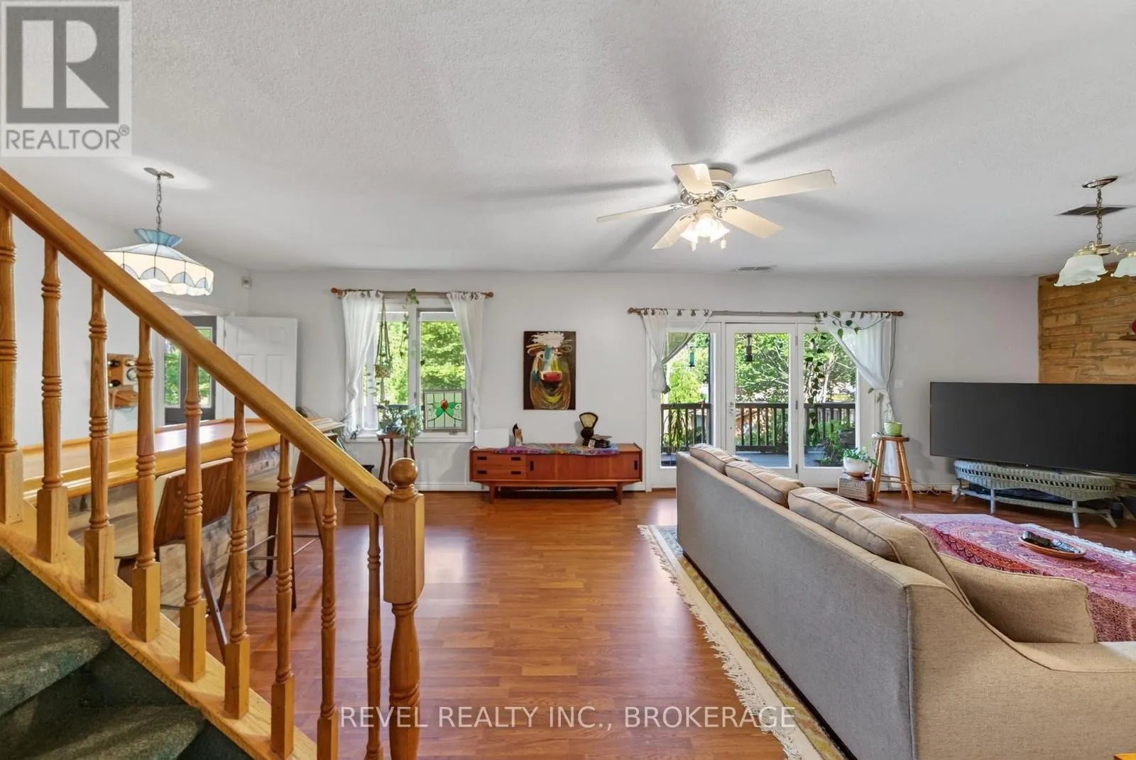 5383 RIDEAU ROAD