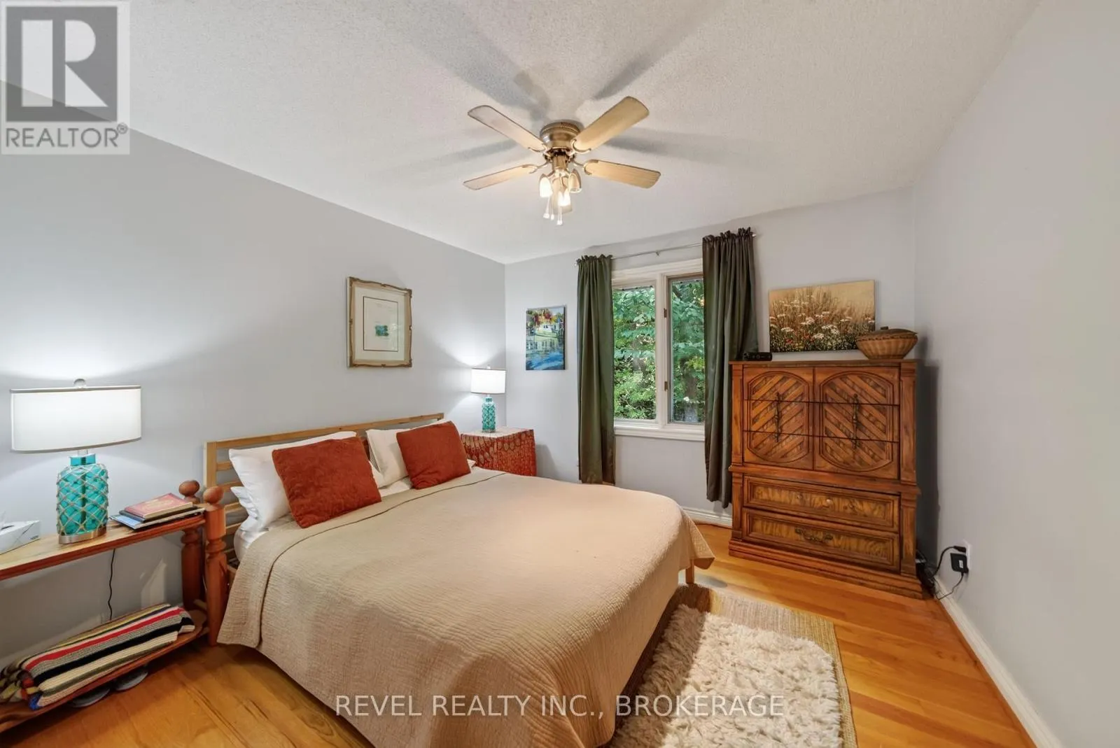 5383 RIDEAU ROAD